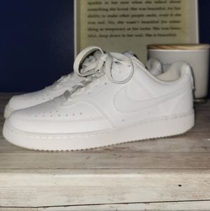 Nike Court Vision Low!